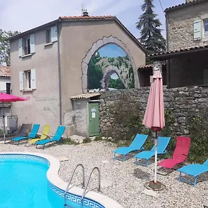  Hébergement de vacances Les Eaux Claires France